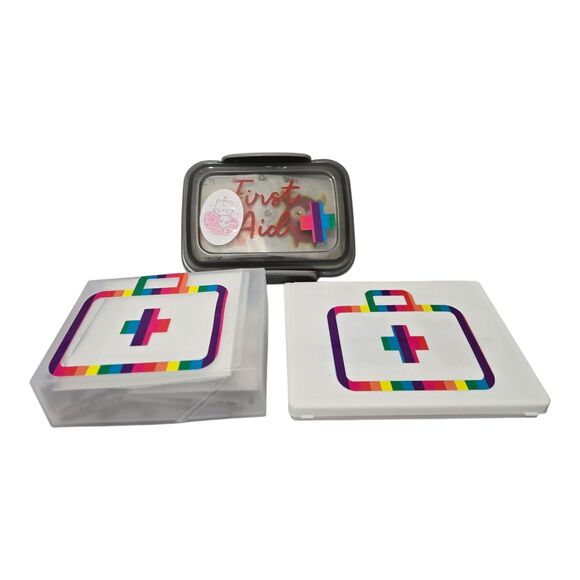 Lot Of 3 TRAVEL First Aid Bandages Boxes. For Purse Tote Diaper Bag Desk Locker. - Picture 2 of 7